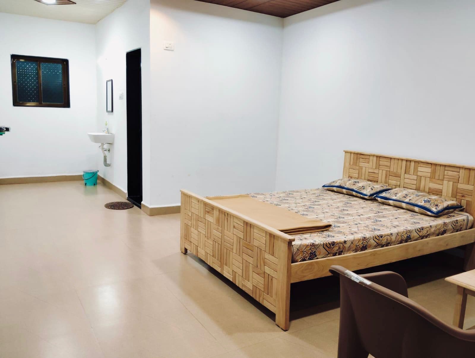 Hotel Nenewadi Skyview - Tap to explore photos