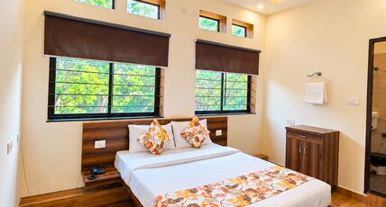 The Park View Room Type - Deluxe Double Room The Park View Room Type - Deluxe Double Room