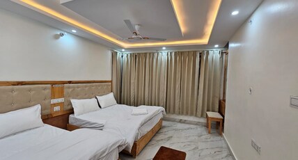 Hotel Kailash Room Type - Bedroom 1