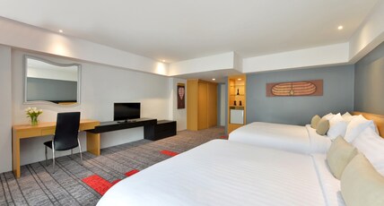 BelAire Bangkok Room Type - Grand Deluxe Two Queen Bed