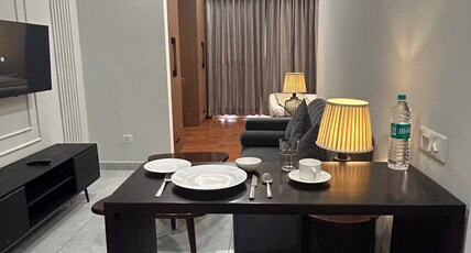 ROYAL STUDIO GOLF COURSE ROAD Room Type - Standard Room with Balcony and City View