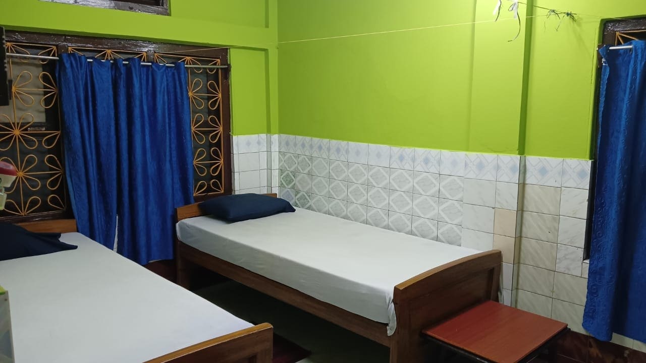 Central Guest House - Tap to explore photos