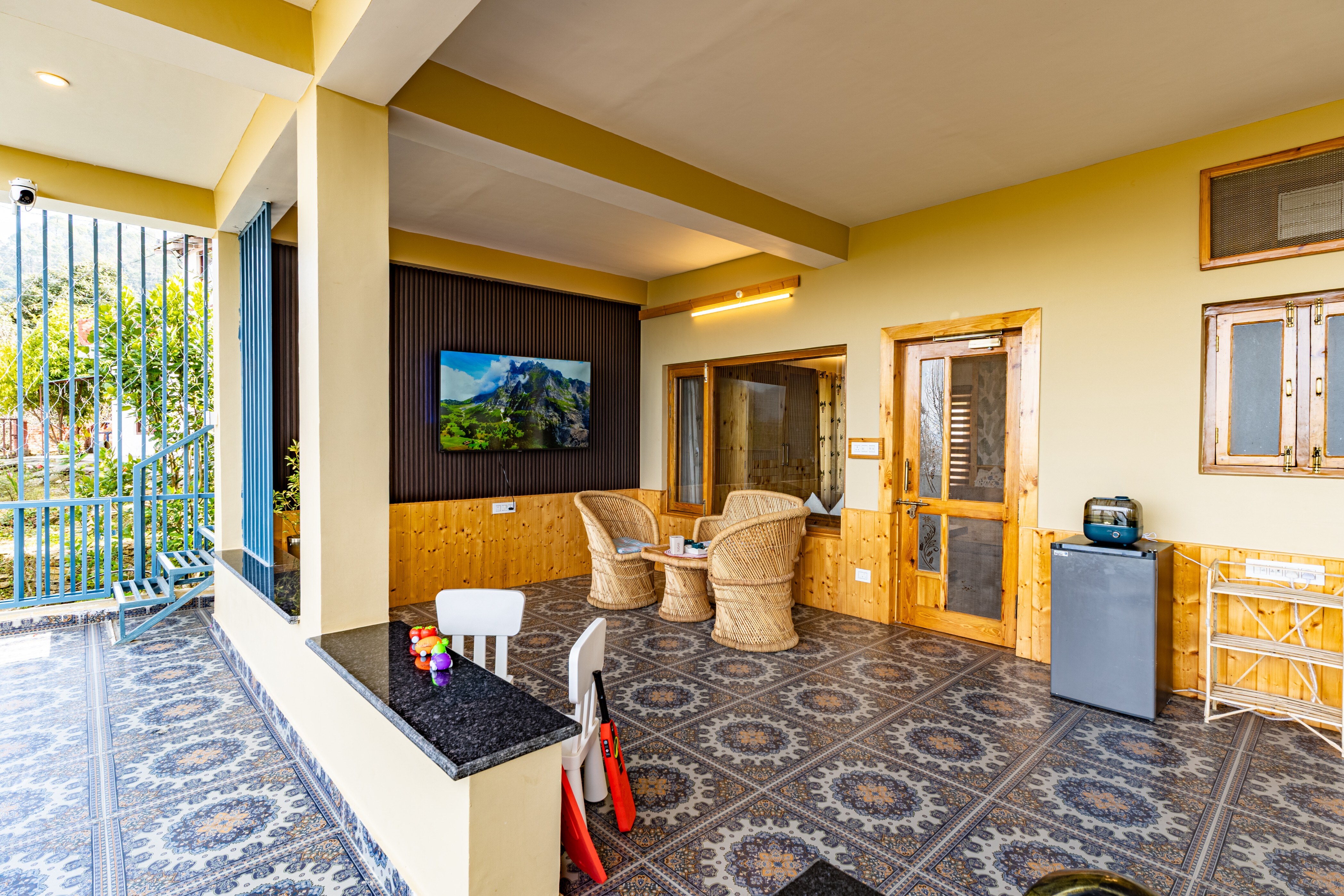 Oliver's Nest - 4BHK | Boutique Villa by Homeyhuts - Tap to explore photos