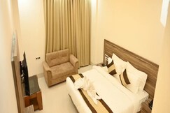 Hotel MAMA Paradise Inn Lucknow