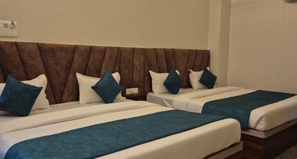 Hotel V.R. Plaza Room Type - Family Suite Room