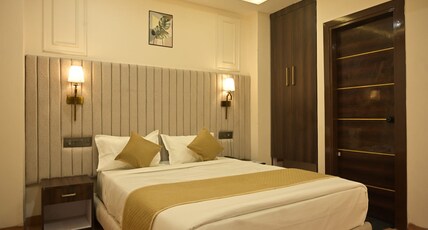 BANDI RAM PLAZA Room Type - Deluxe Room