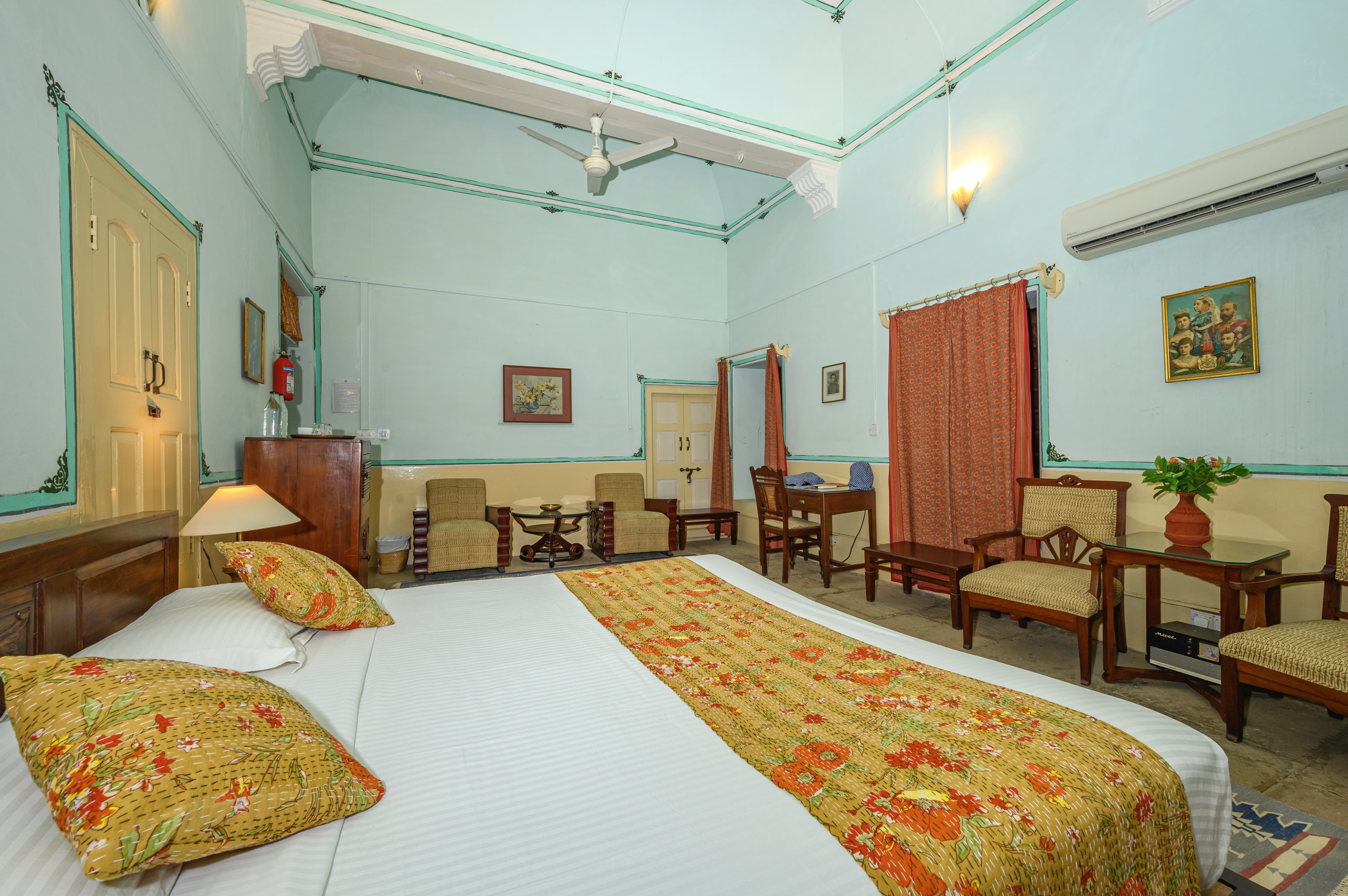 Neemrana's - Piramal Haveli - Tap to explore photos