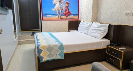 Hotel Ananta Inn Room Type - Deluxe Room