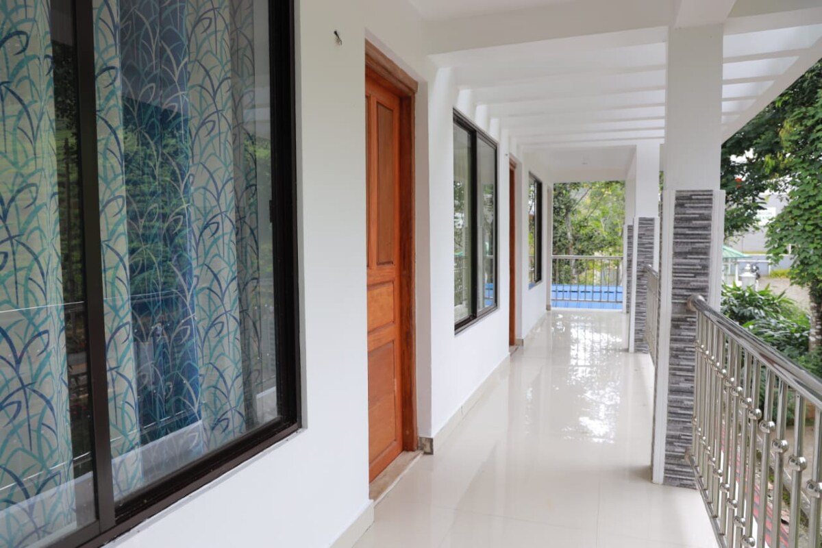 Peace Valley | Tea-Plantation Homestay - Tap to explore photos