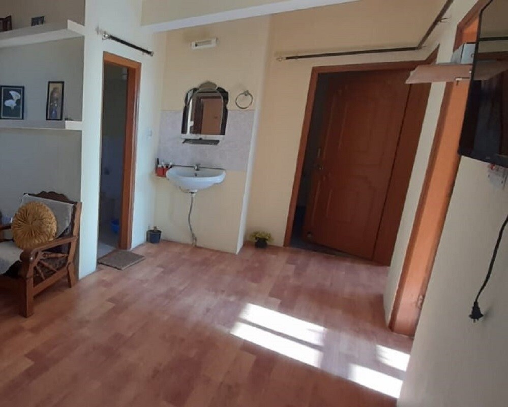 Vasutvan Home Stay - Tap to explore photos