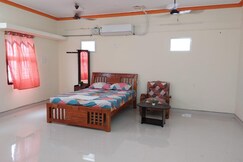 Subam House, Tiruvannamalai | Near Girivalam Path