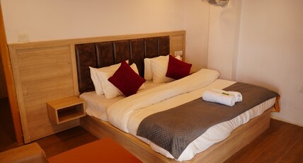 Hotel RL Dreamland Room Type - Deluxe Double Bed room
