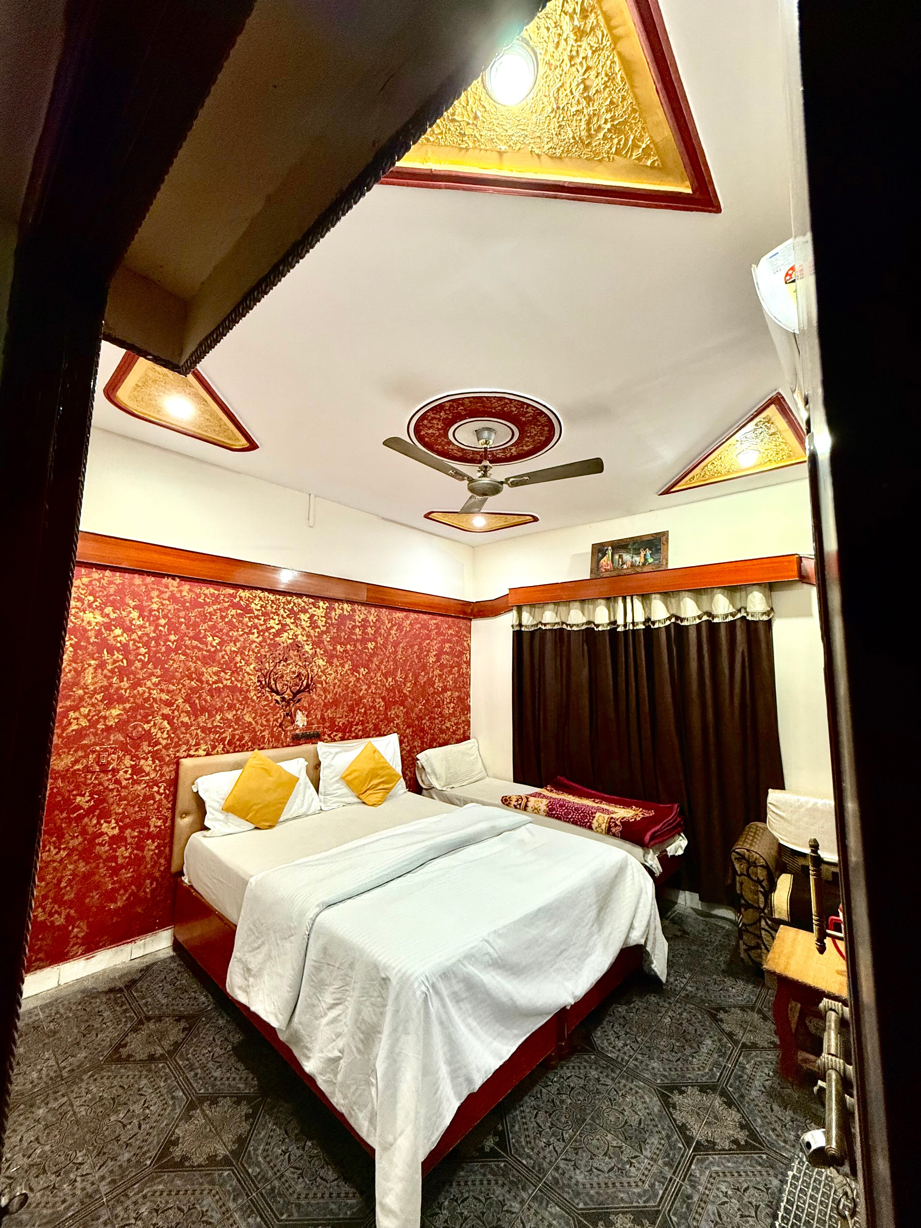 HOTEL SATKAR JAISALMER - Tap to explore photos