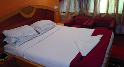 Sathyam Grand Room Type - Deluxe Double Room