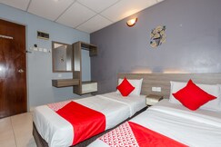 OYO Qish Hotel Banda Kaba