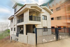 5BHK Arlington Contemporary by The Rentalgram