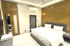 Daddys Den Mount Abu