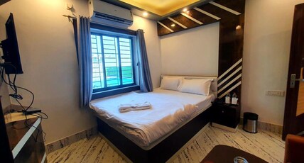 MATRI RESORT Room Type - Deluxe Room with Pool View ( Gr Floor )