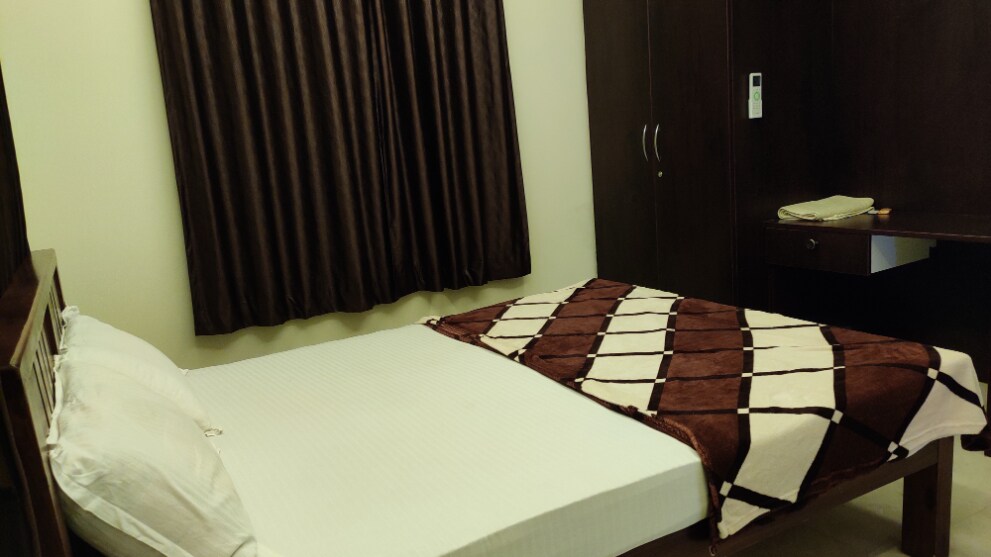 Aikya Homestay - Tap to explore photos