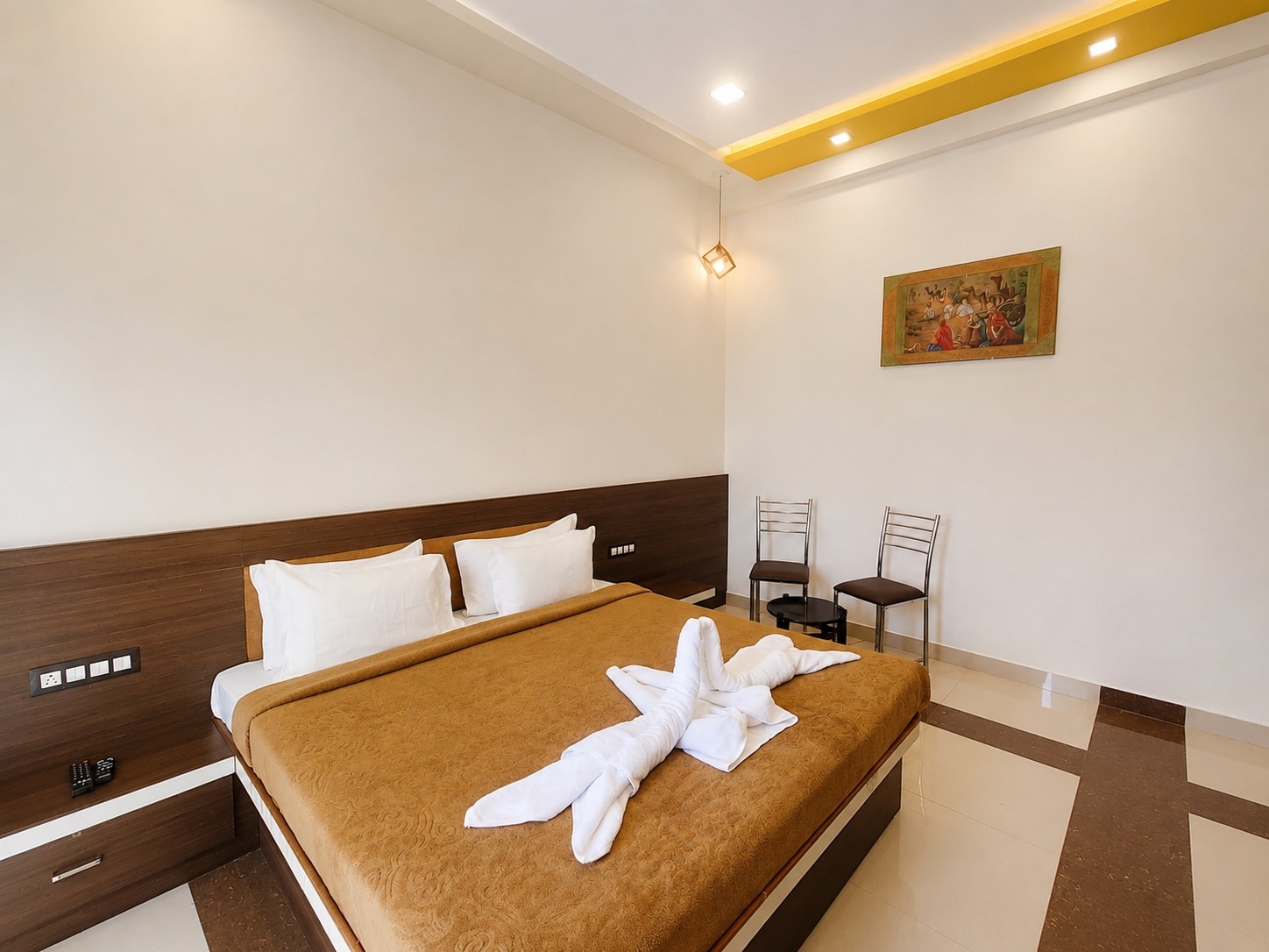Hotel White Lotus at Ratanpur Border - Tap to explore photos