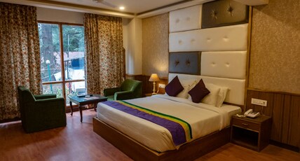 Hotel Snowcrest Manor Room Type - Family Suite with Hill View