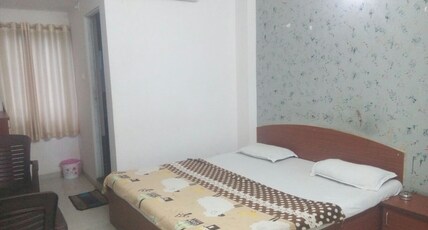 HOTEL GAGAN PALACE Room Type - Delux Non A/C