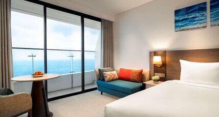 Radisson Hotel Danang Room Type - Premium Room - Ocean View