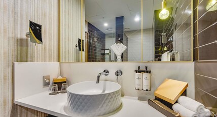SOFITEL WELLINGTON Room Type - CLASSIC ROOM, 1 Queen Bed, Complimentary WiFi