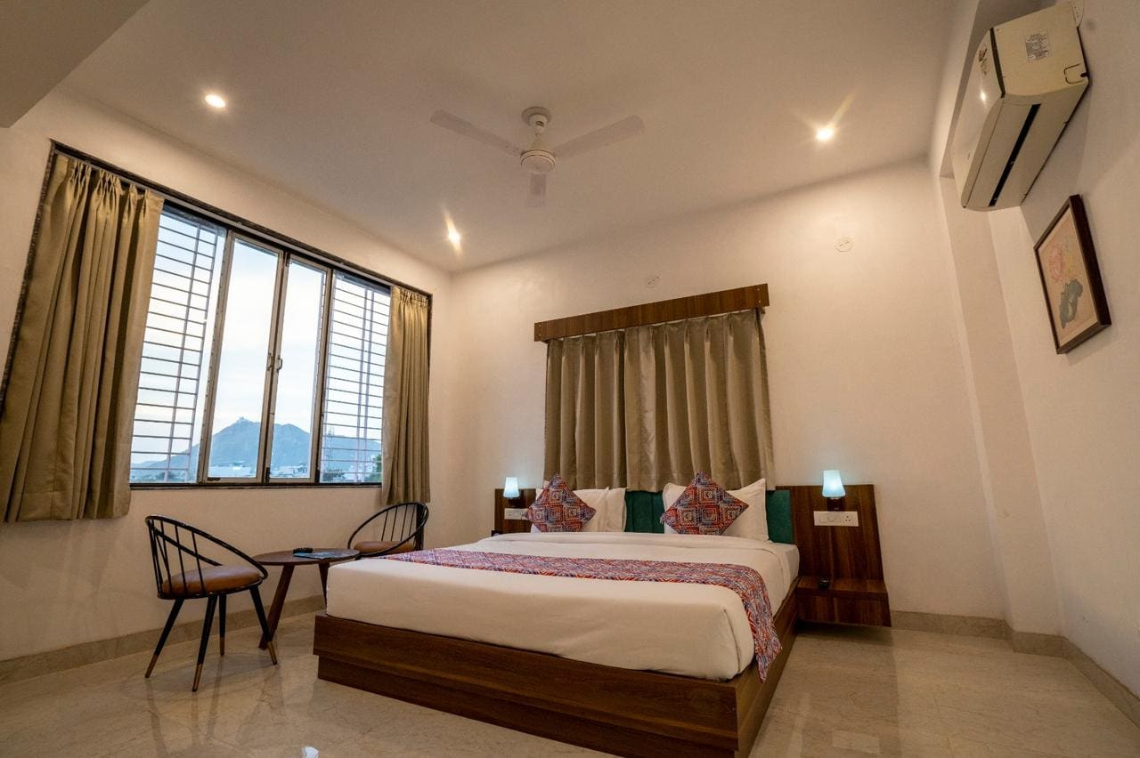 Hotel Atithi Bhanwar by Keshav Global - Tap to explore photos