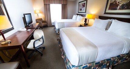 Holiday Inn & Suites WEST EDMONTON Room Type - 2 Queen Beds Standard