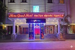 Metro Grand Hotel