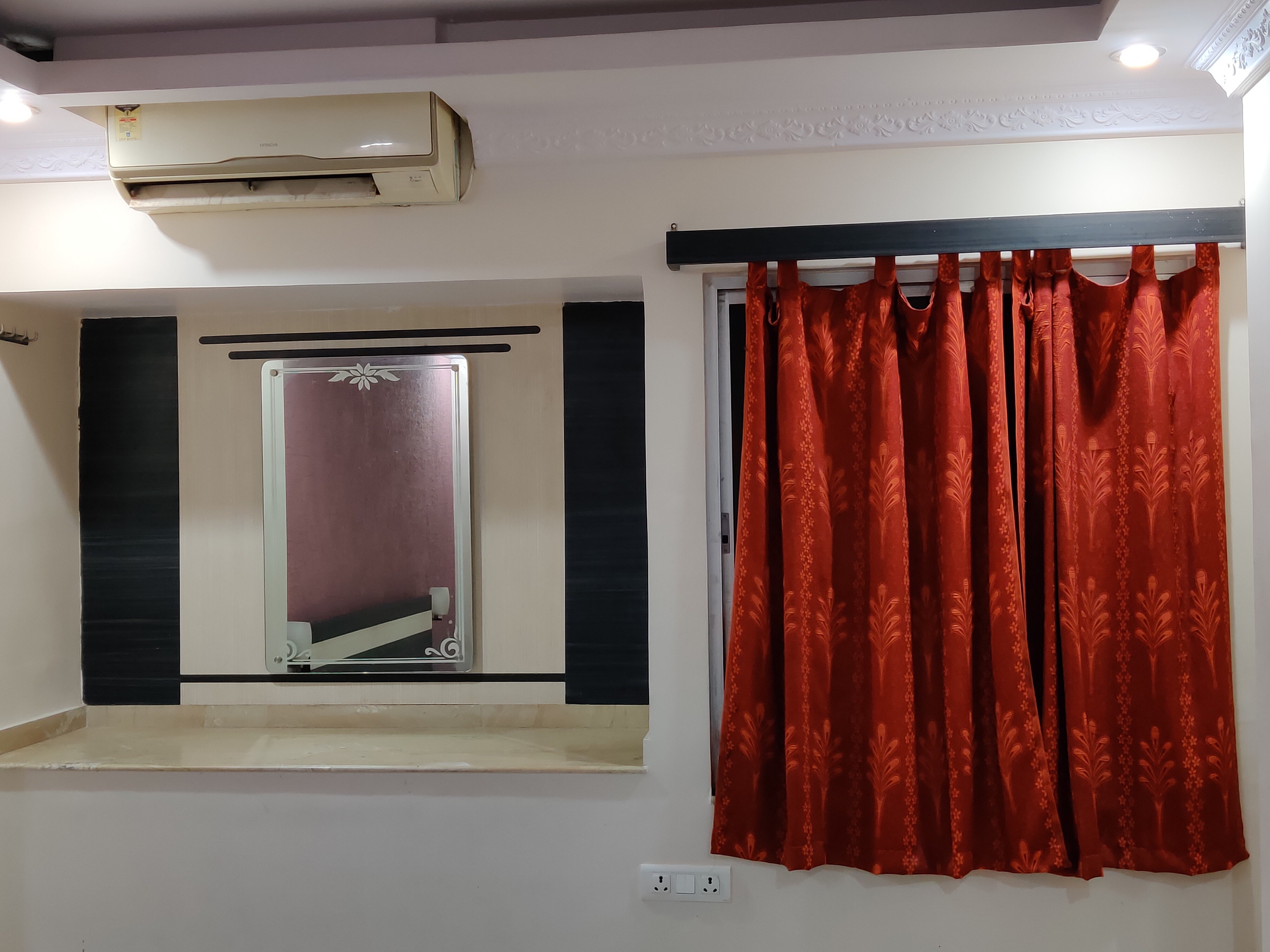 Hotel Satkar - Tap to explore photos