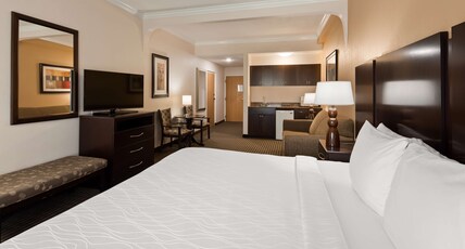 Best Western Plus Ambassador Suites Venice Room Type - Suite-1 King Bed, Mobility Accessible, Walk In Shower, Sofabed, Non-Smoking, Full Breakfast Best Western Plus Ambassador Suites Venice Room Type - Suite-1 King Bed, Mobility Accessible, Walk In Shower, Sofabed, Non-Smoking, Full Breakfast