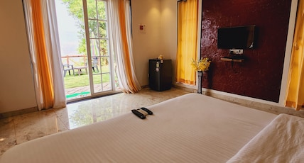 The Brownstone Resort Room Type - Standard Room with Mountain And Valley View The Brownstone Resort Room Type - Standard Room with Mountain And Valley View