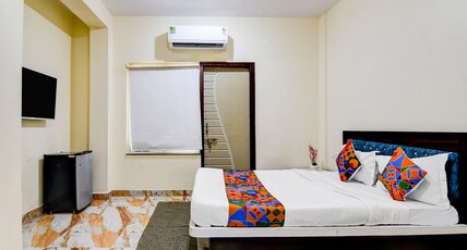 FabHotel Urban Classy Room Type - Premium Room