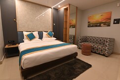 KP HOTELS LLP