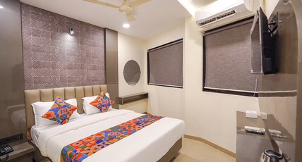 FabHotel Well Back Room Type - Deluxe Room