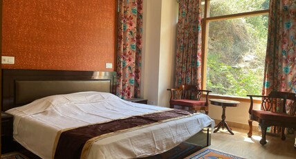Delek Khangzang B and B Room Type - Premium Room 1