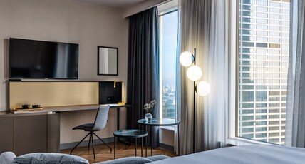 Crowne Plaza WARSAW - THE HUB Room Type - 2 Twin Premium Lounge Access