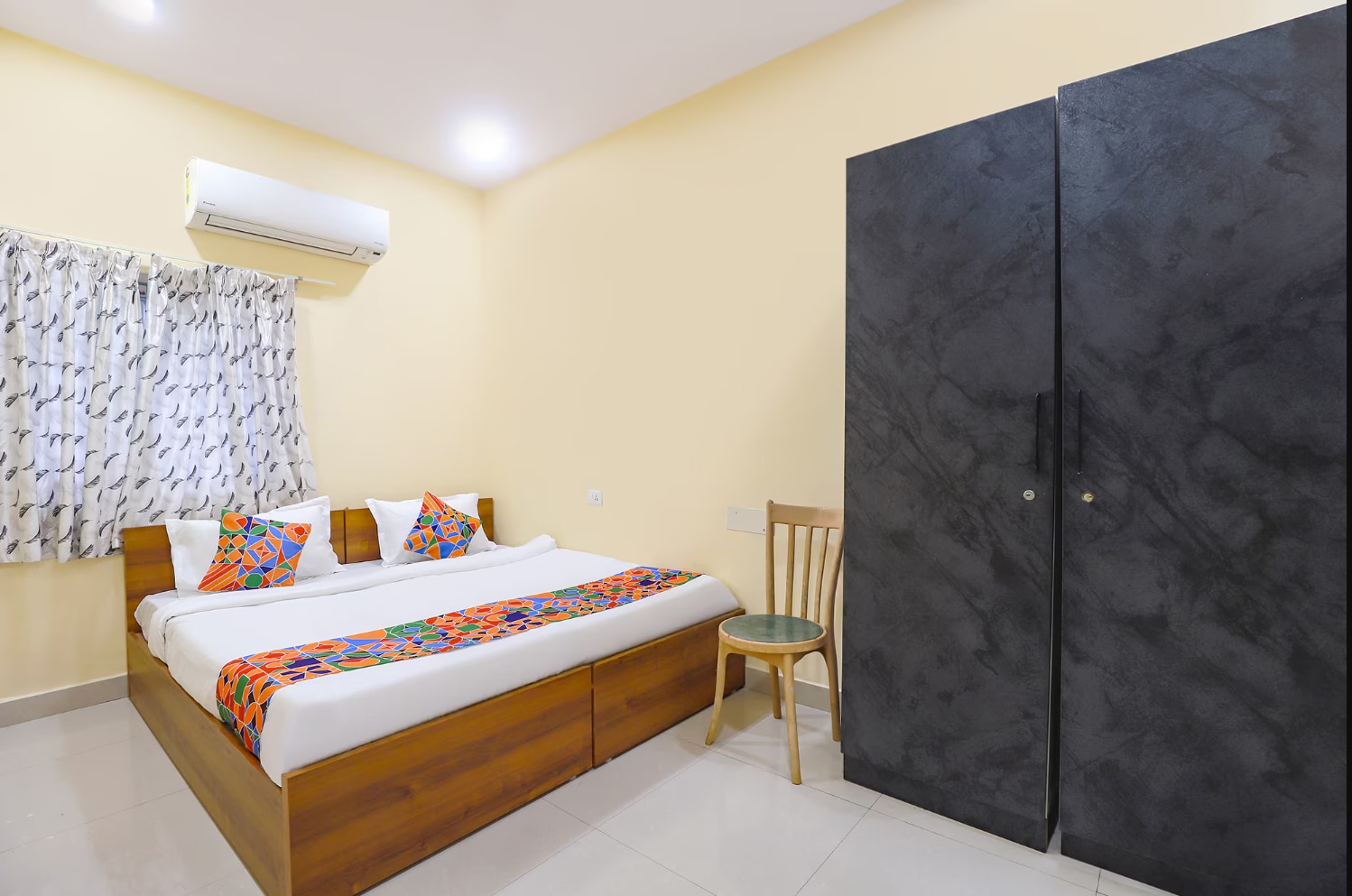 GT Empire Hotel Near Chennai Trade Centre - Tap to explore photos