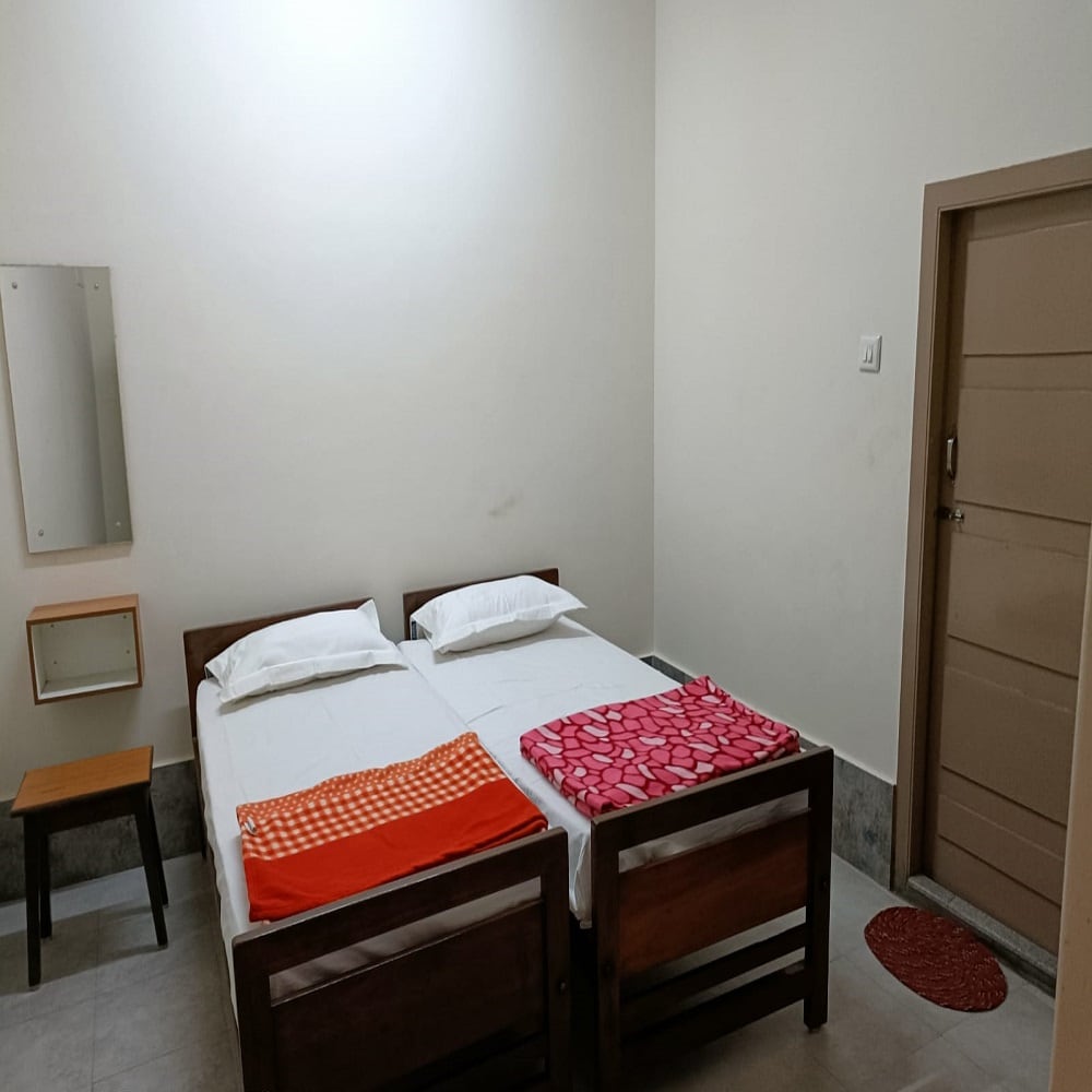 Hotel Kamal Residency - Tap to explore photos
