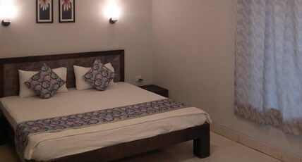 O'NEST Luxury Homestay | Rooms & Wi-Fi Room Type - Non Ac Super Deluxe