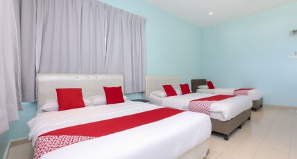 Hotel O Come Inn Premium Room Type - Superior Family Suite