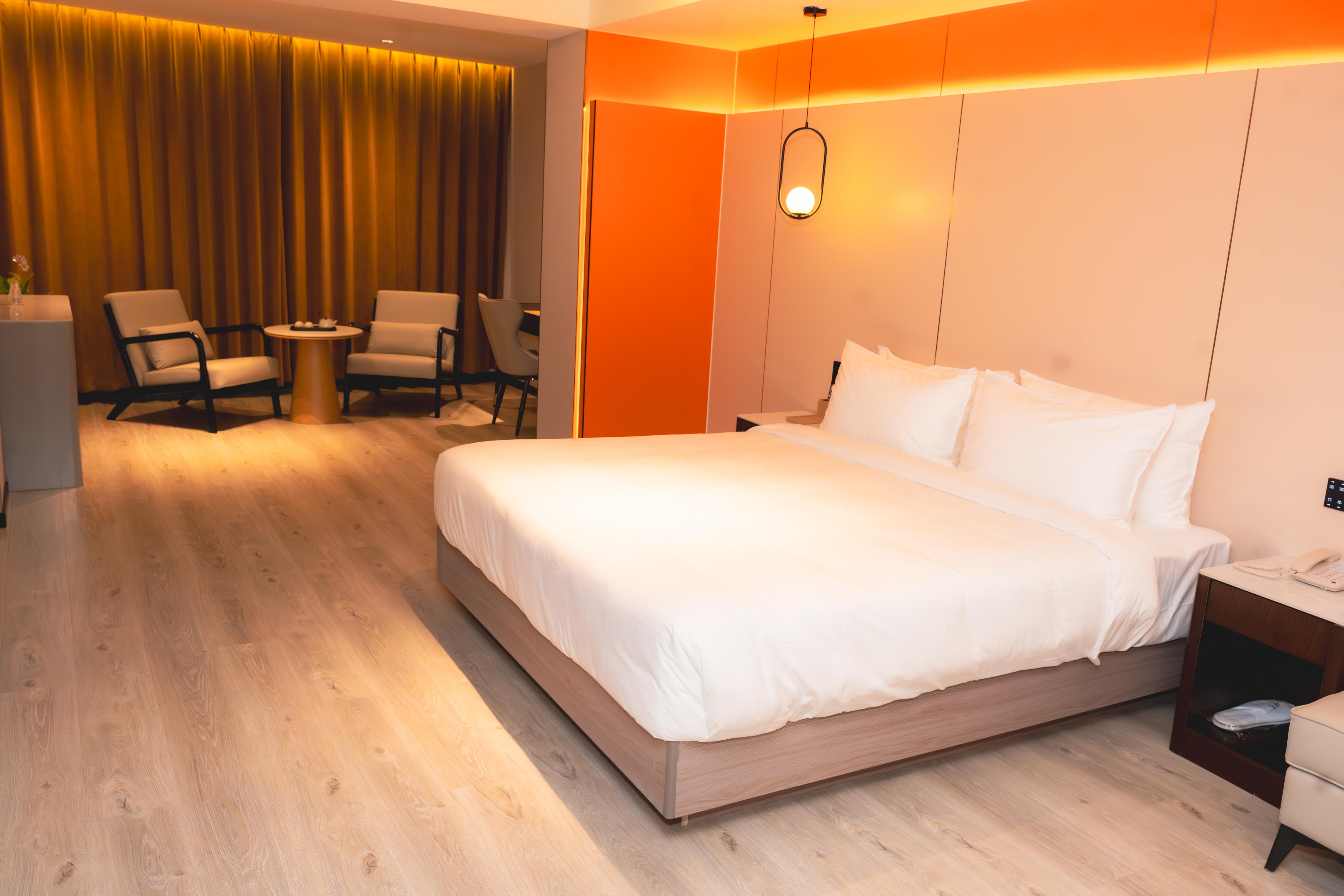 Jiuding Joy Hotel - Tap to explore photos
