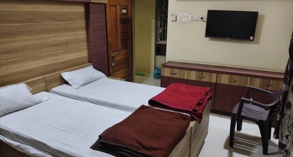 Anuja hotel delux Room Type - Bedroom 18