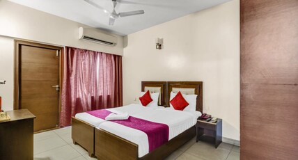 Home Tree Service Apartment Anna Nagar Room Type - Deluxe Room