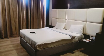 Hotel Sai Vijay Room Type - Suite Room
