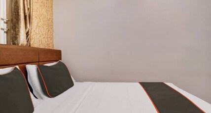 PPH Living Royal Imperial Comforts Room Type - Standard Non AC Room