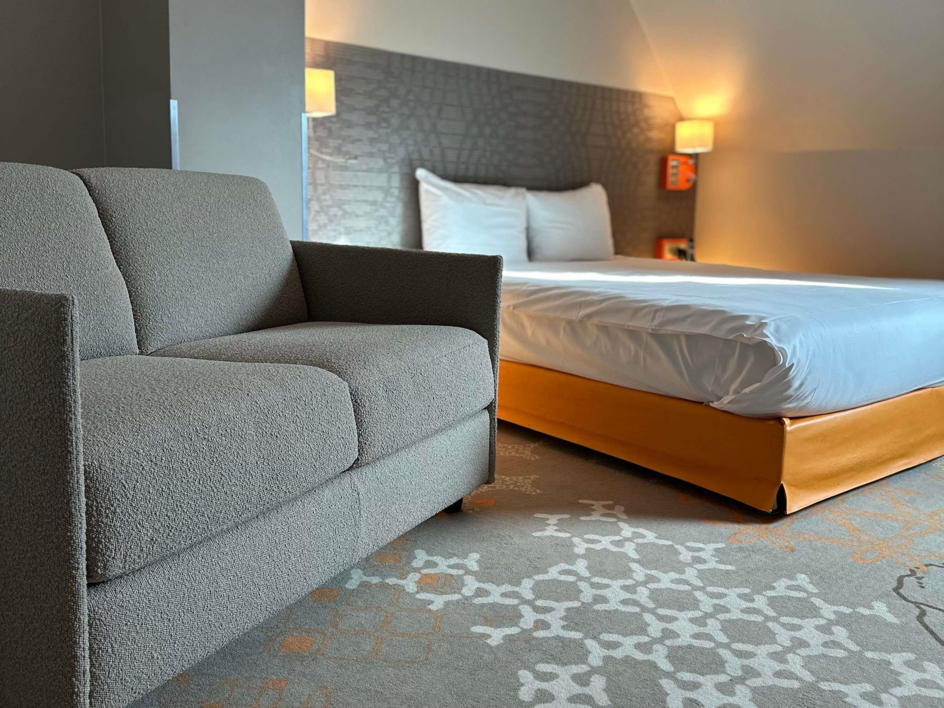 ibis Styles Tours Centre - Tap to explore photos