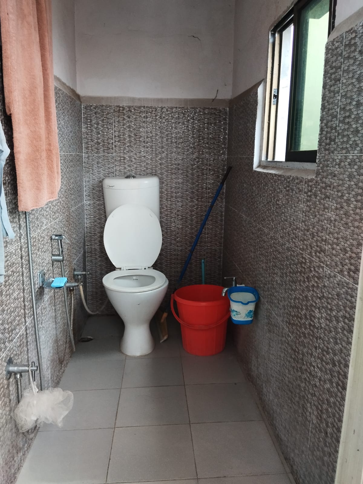 Chawngthu Hotel - Tap to explore photos